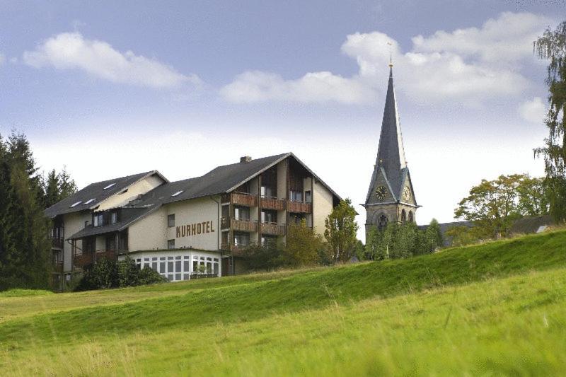 Gasthof Deutscher Adler Und Hotel Puchtler Bischofsgruen Luaran gambar