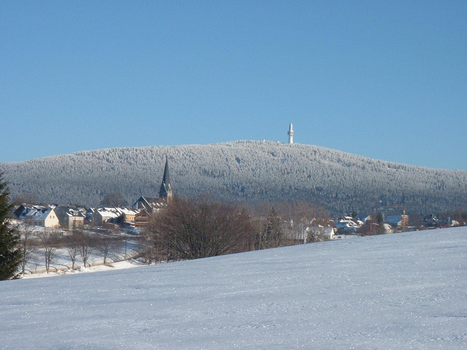Gasthof Deutscher Adler Und Hotel Puchtler Bischofsgruen Luaran gambar