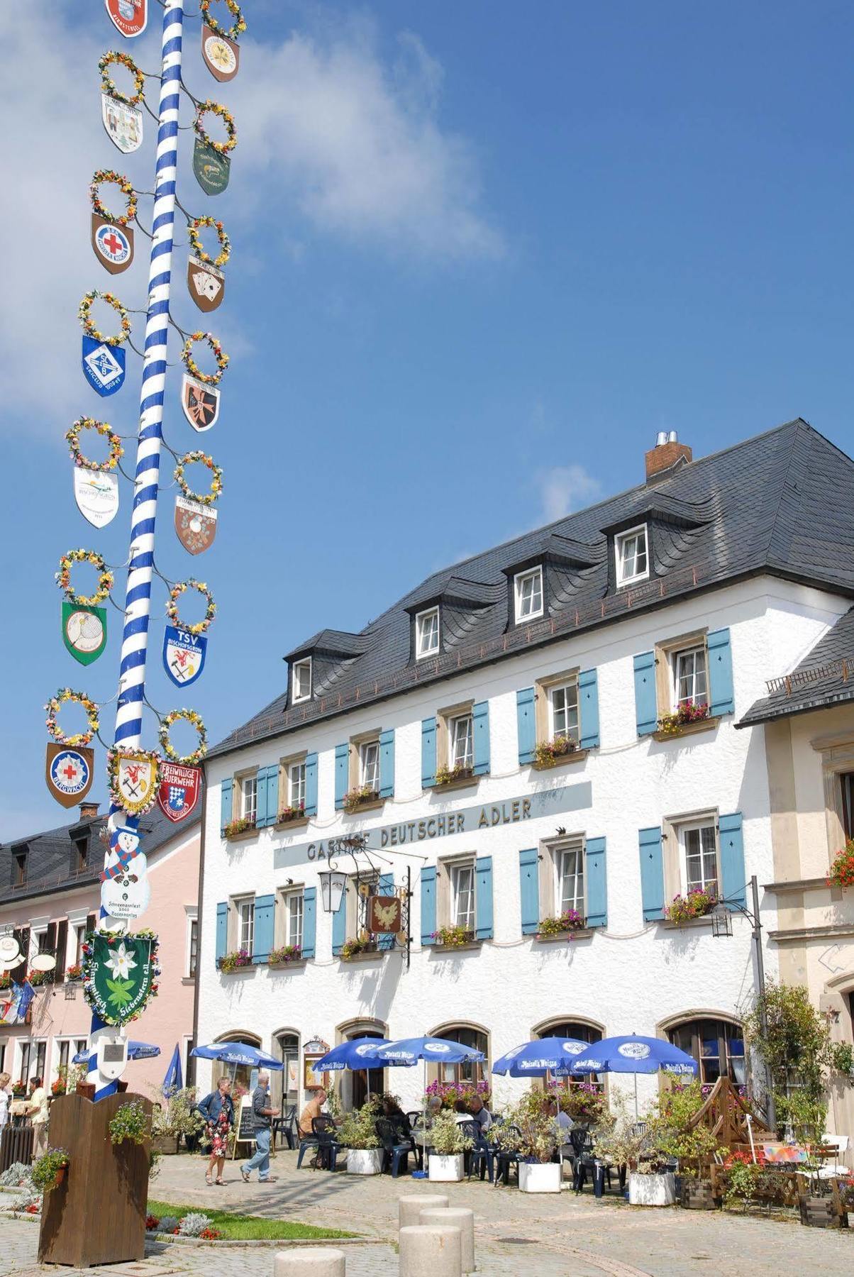 Gasthof Deutscher Adler Und Hotel Puchtler Bischofsgruen Luaran gambar