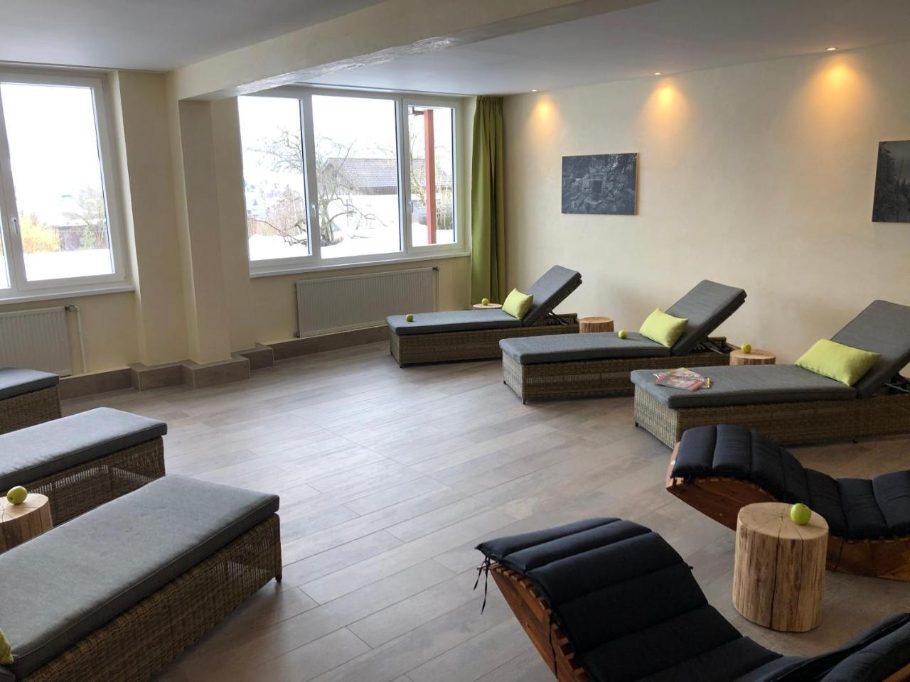 Gasthof Deutscher Adler Und Hotel Puchtler Bischofsgruen Luaran gambar